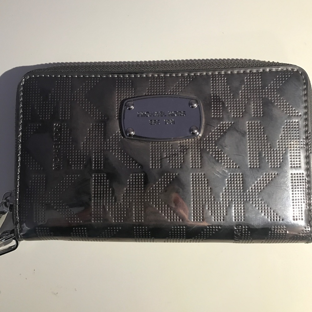 Michael Kors Metallic Wristlet